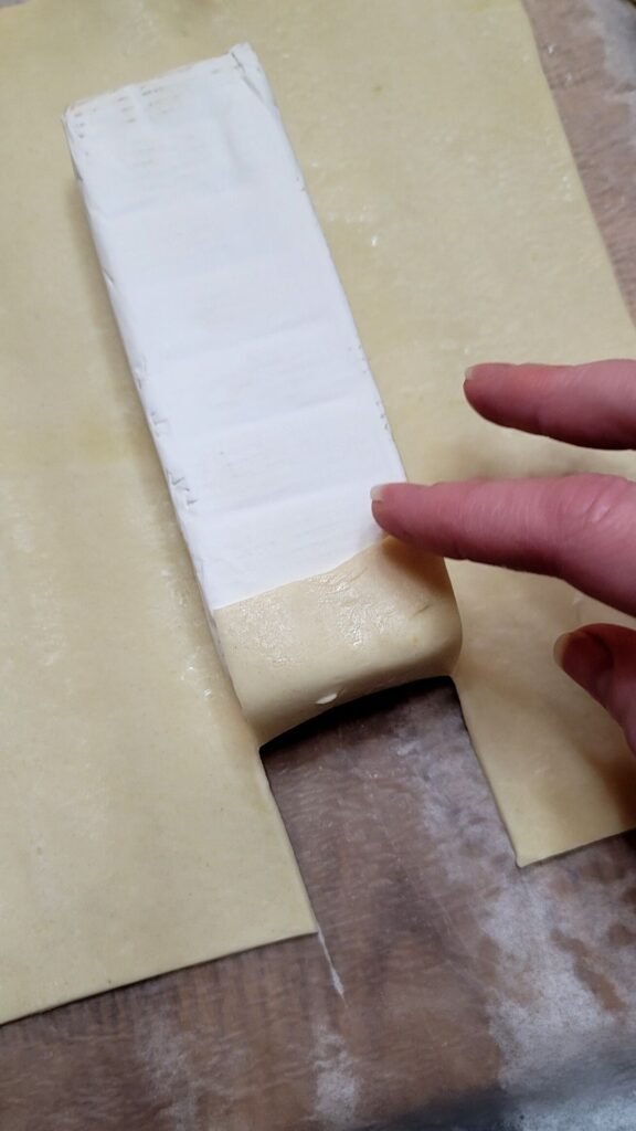 Brie Blocks Easy 15 minute baked brie recipe - A loverly life
