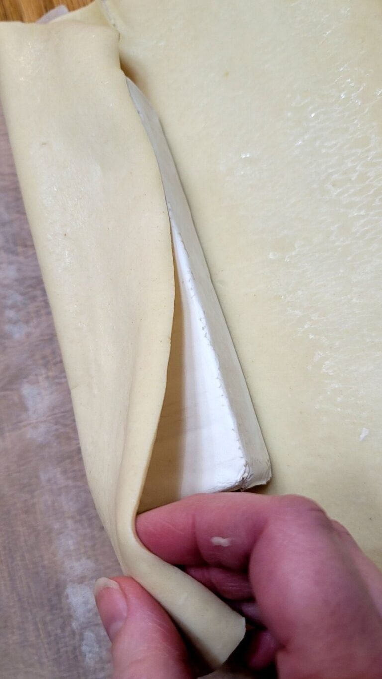 Brie Blocks Easy 15 minute baked brie recipe - A loverly life